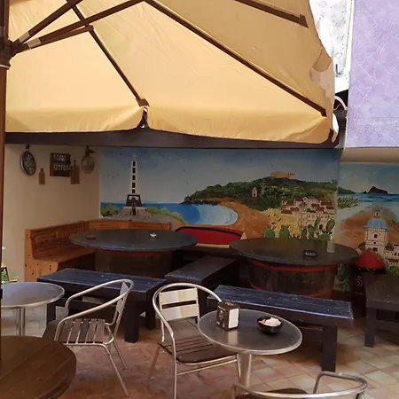 Alojamento de Acomodação e Pequeno-almoço Ippocampo 4*